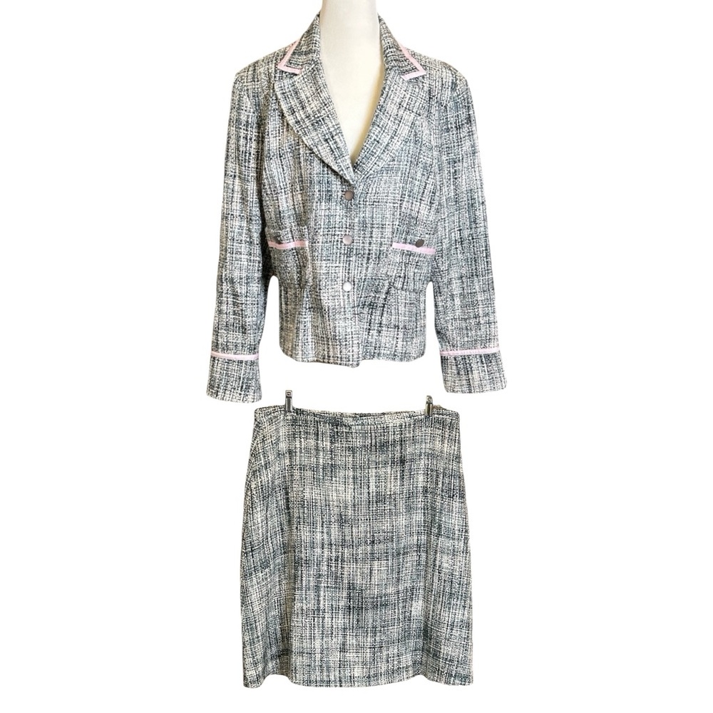 Women's Tweed Blazer and Skirt Set - Black and White